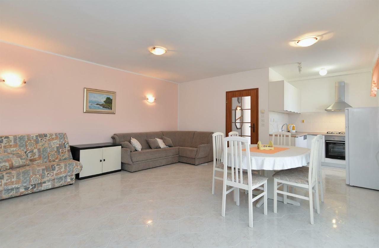 מדולין Apartment Gracijela 827 מראה חיצוני תמונה